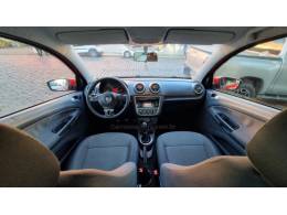 VOLKSWAGEN - VOYAGE - 2014/2014 - Vermelha - R$ 44.900,00