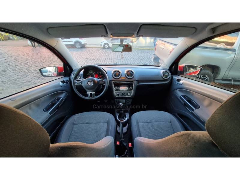 VOLKSWAGEN - VOYAGE - 2014/2014 - Vermelha - R$ 44.900,00