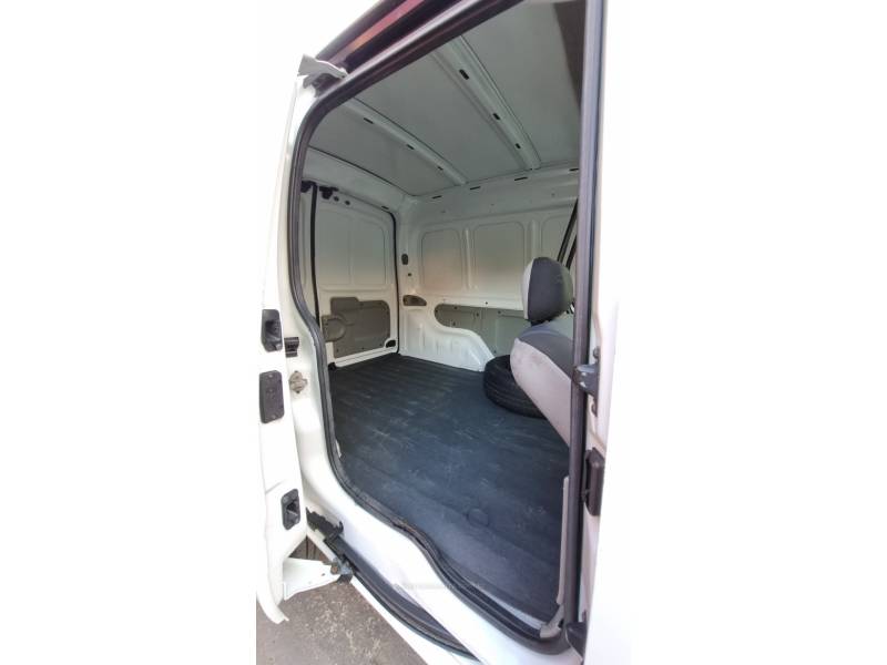 RENAULT - KANGOO - 2012/2013 - Branca - R$ 36.900,00