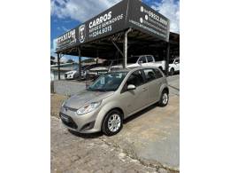 FORD - FIESTA - 2012/2013 - Prata - R$ 37.900,00