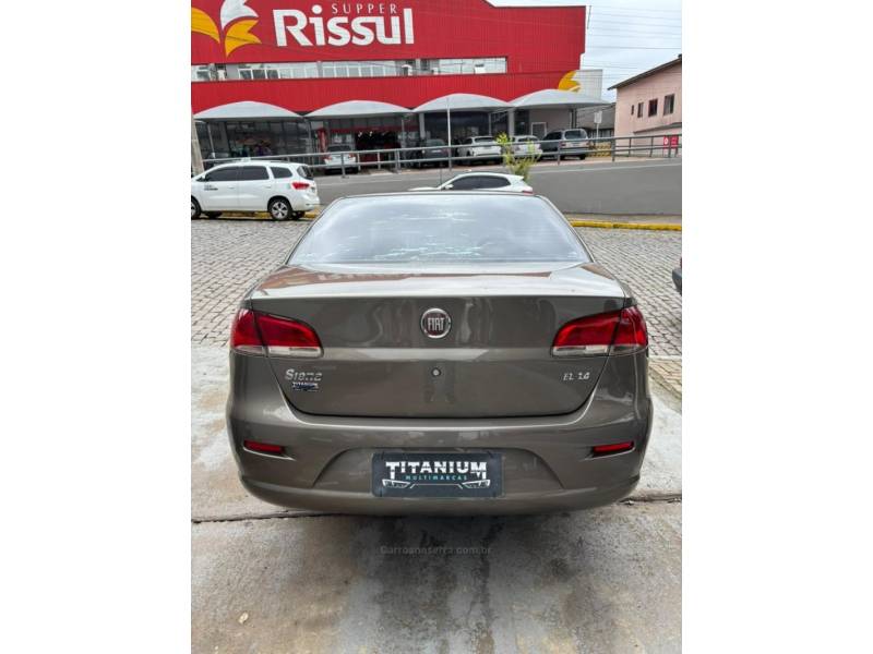 FIAT - SIENA - 2011/2012 - Marrom - R$ 39.900,00