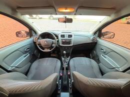 RENAULT - SANDERO - 2014/2015 - Prata - R$ 34.900,00