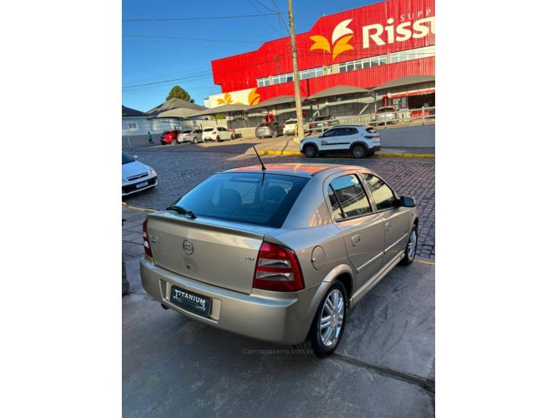 CHEVROLET - ASTRA - 2006/2007 - Bege - R$ 34.900,00