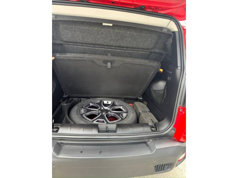 JEEP - RENEGADE - 2015/2016 - Vermelha - R$ 75.900,00