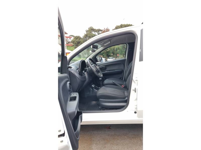 FIAT - MOBI - 2019/2019 - Branca - R$ 46.900,00