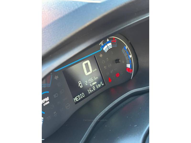 RENAULT - KWID - 2023/2024 - Vermelha - R$ 63.900,00