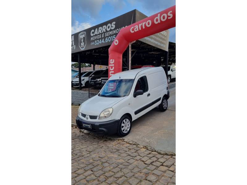 RENAULT - KANGOO - 2012/2013 - Branca - R$ 36.900,00