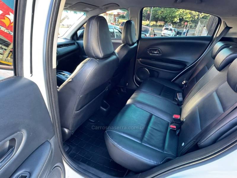 HONDA - HR-V - 2018/2019 - Branca - R$ 108.900,00