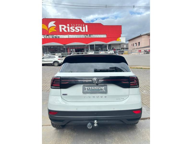 VOLKSWAGEN - T-CROSS - 2020/2021 - Branca - R$ 101.900,00