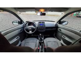 RENAULT - KWID - 2018/2019 - Branca - R$ 39.900,00