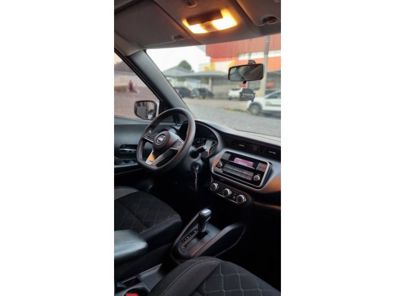 NISSAN - KICKS - 2018/2018 - Branca - R$ 81.000,00