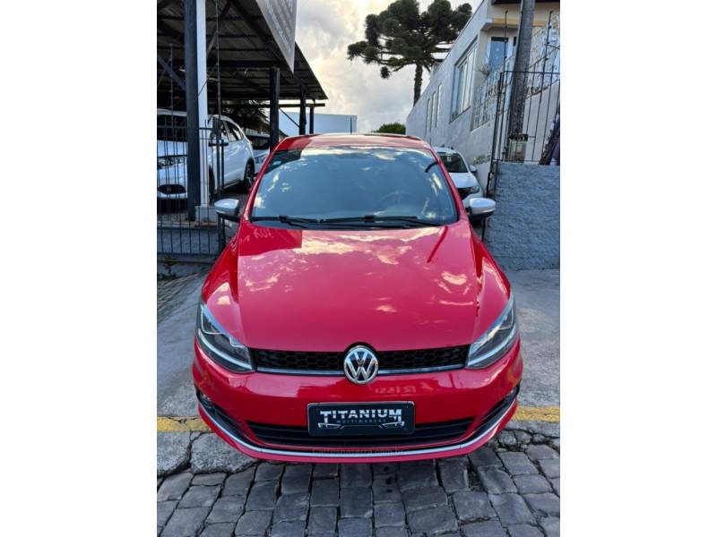 VOLKSWAGEN - FOX - 2015/2016 - Vermelha - R$ 57.900,00