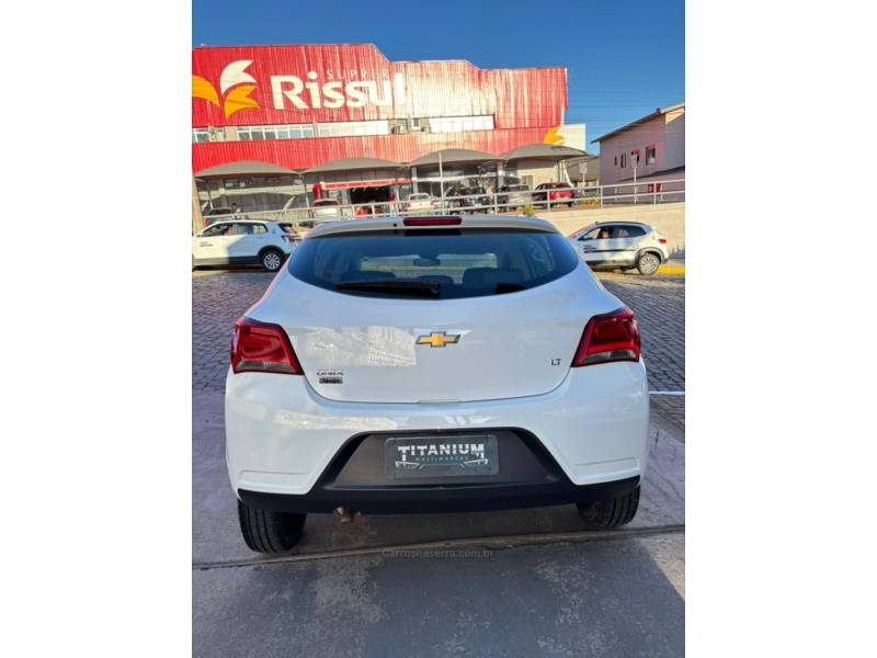 CHEVROLET - ONIX - 2019/2019 - Branca - R$ 58.900,00
