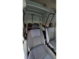 RENAULT - KANGOO - 2012/2013 - Branca - R$ 36.900,00