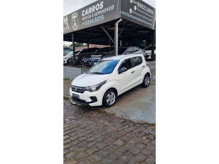 FIAT - MOBI - 2019/2019 - Branca - R$ 46.900,00