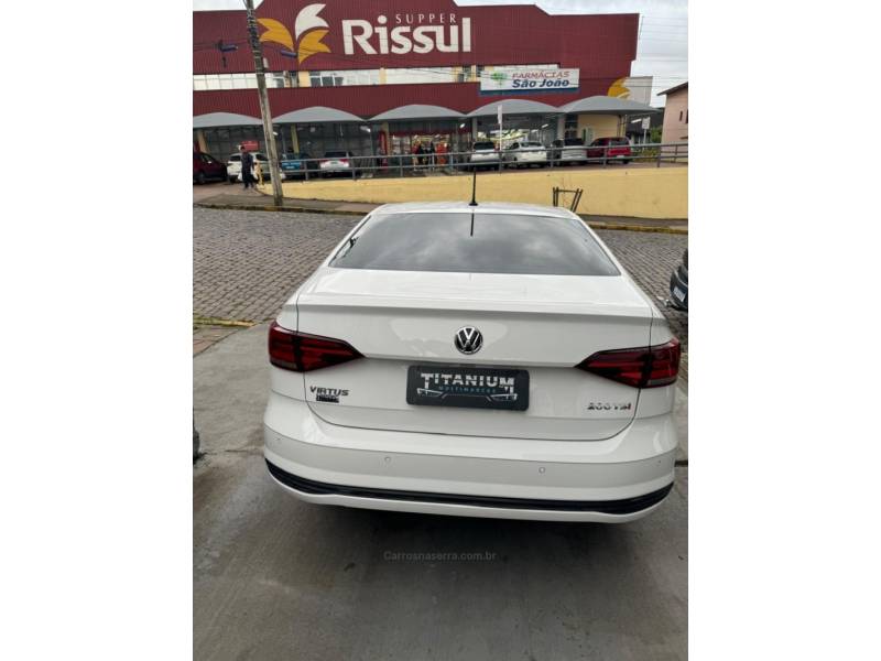 VOLKSWAGEN - VIRTUS - 2019/2020 - Branca - R$ 84.900,00