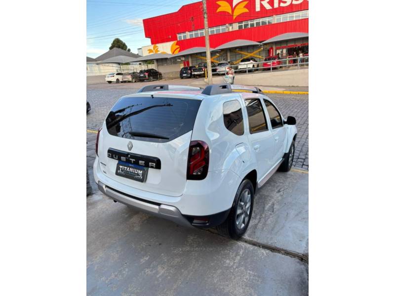 RENAULT - DUSTER - 2019/2020 - Branca - R$ 78.900,00