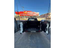 FIAT - TORO - 2016/2017 - Branca - R$ 89.900,00