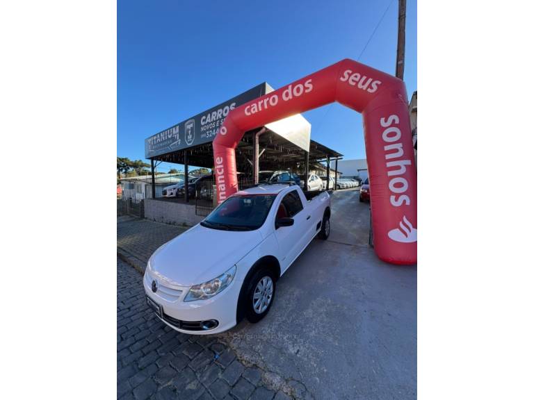 VOLKSWAGEN - SAVEIRO - 2010/2011 - Branca - R$ 41.900,00