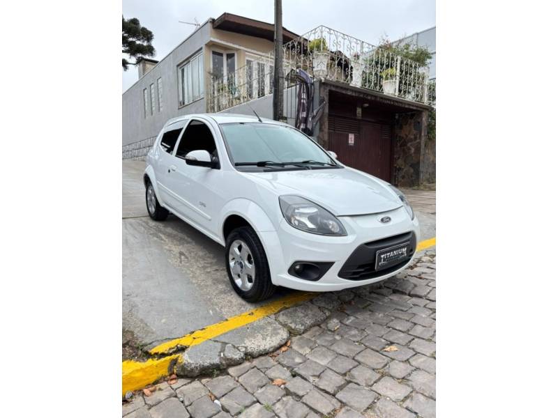 FORD - KA - 2013/2013 - Branca - R$ 32.900,00