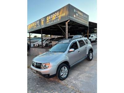 RENAULT - DUSTER - 2015/2016 - Prata - R$ 62.900,00