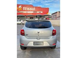 RENAULT - SANDERO - 2014/2015 - Prata - R$ 34.900,00