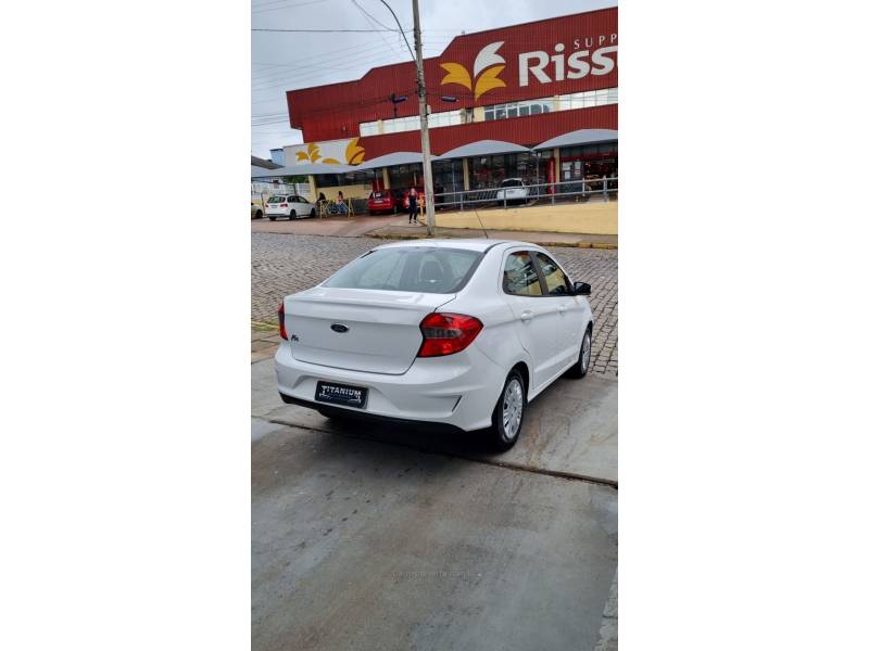 FORD - KA + - 2019/2020 - Branca - R$ 56.900,00