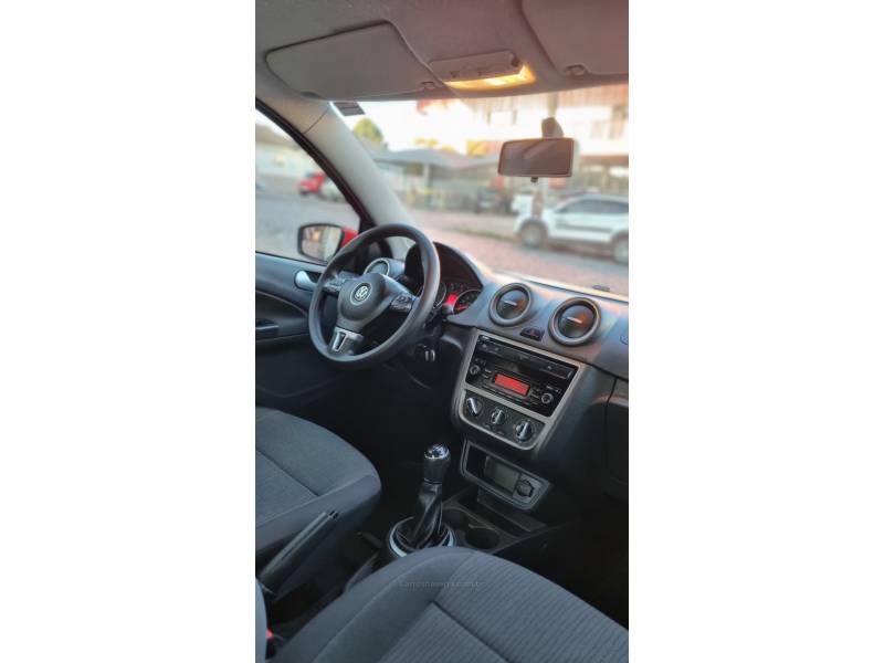 VOLKSWAGEN - VOYAGE - 2014/2014 - Vermelha - R$ 44.900,00