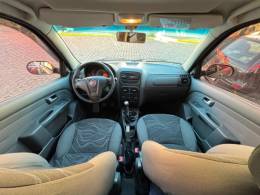 FIAT - STRADA - 2013/2013 - Cinza - R$ 58.900,00