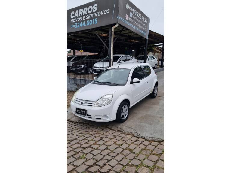 FORD - KA - 2010/2011 - Branca - R$ 23.900,00