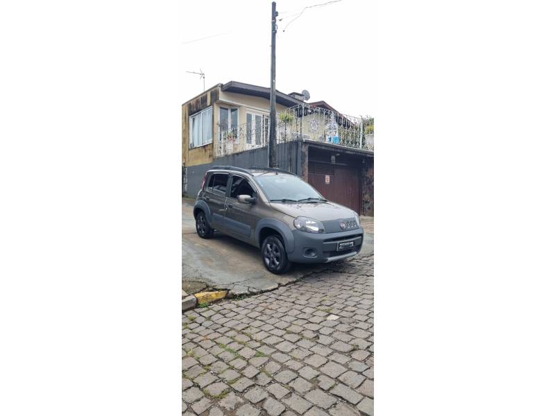 FIAT - UNO - 2010/2011 - Cinza - R$ 29.900,00
