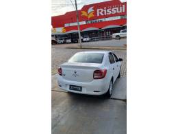 RENAULT - LOGAN - 2017/2018 - Branca - R$ 39.900,00