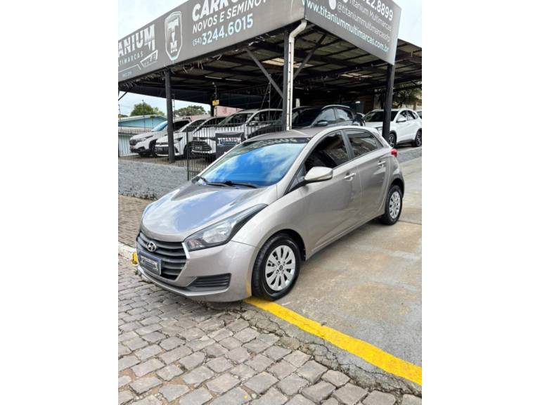 HYUNDAI - HB20 - 2016/2016 - Prata - R$ 51.900,00