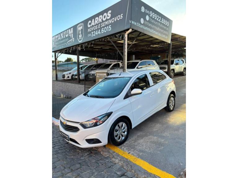 CHEVROLET - ONIX - 2019/2019 - Branca - R$ 58.900,00