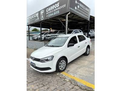 VOLKSWAGEN - VOYAGE - 2014/2015 - Branca - R$ 47.900,00