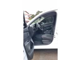 RENAULT - KWID - 2018/2019 - Branca - R$ 39.900,00