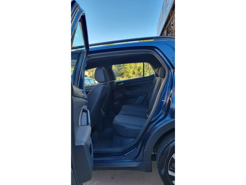 VOLKSWAGEN - T-CROSS - 2023/2024 - Azul - R$ 119.900,00