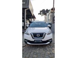 NISSAN - KICKS - 2018/2018 - Branca - R$ 81.000,00