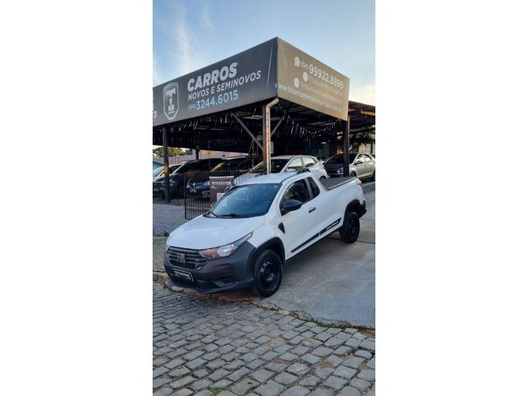 FIAT - STRADA - 2022/2022 - Branca - R$ 76.900,00