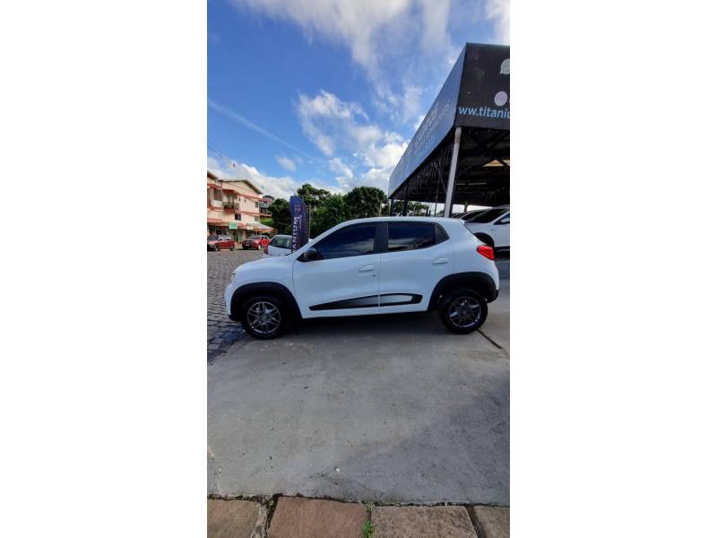 RENAULT - KWID - 2018/2019 - Branca - R$ 43.900,00